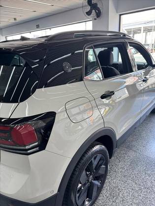 VOLKSWAGEN T-CROSS 1.4 250 TSI TOTAL FLEX EXTREME AUTOMÁTICO